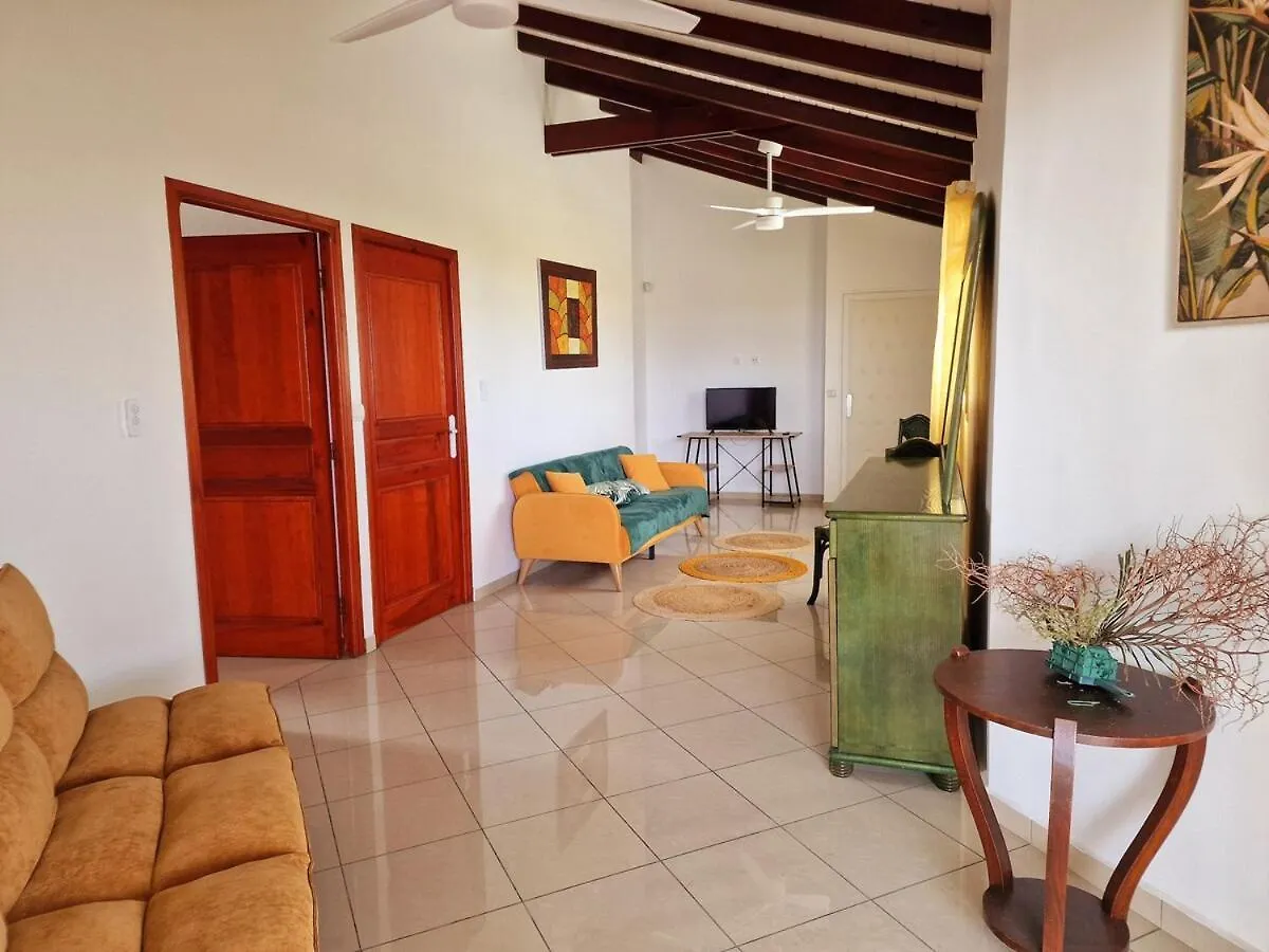 Villa Cinq Cents Pas Sainte-Anne  Apartamento